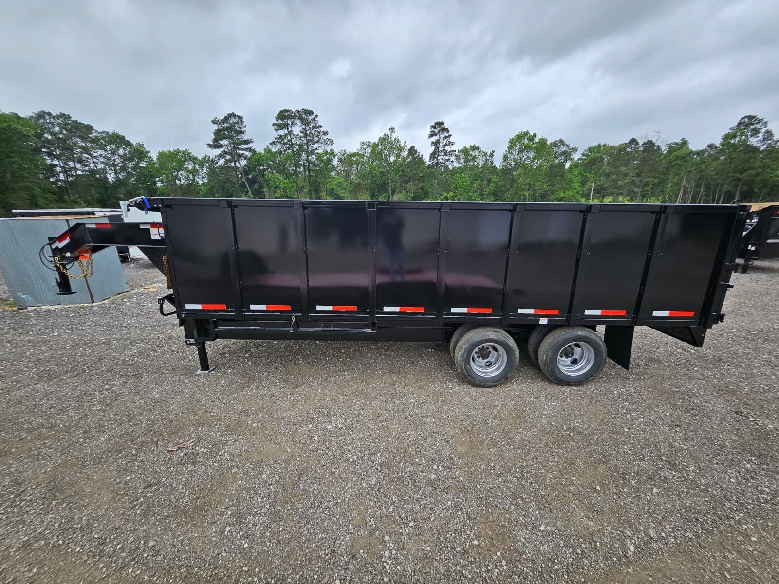 2026 Texas Pride 8X20X4 Gooseneck Dump Trailer 26K LB GVWR - Image 4