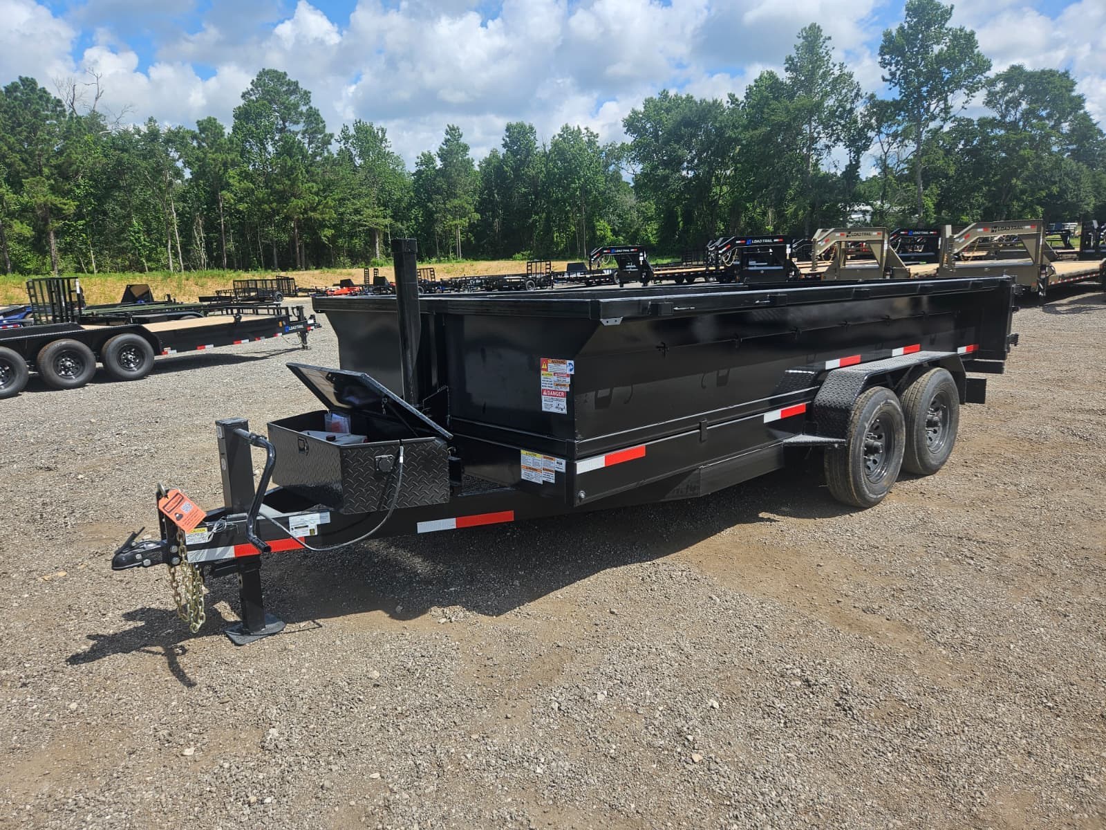 2026 Load Trail DE 83X14 Tandem Axle Dump Trailer 14K LB - Image 2