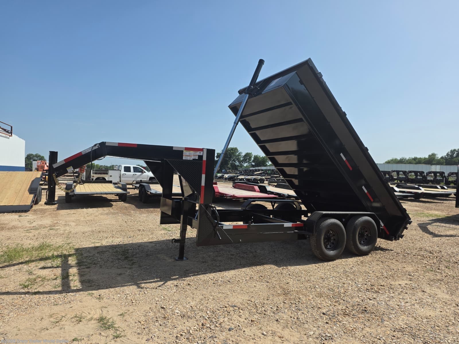 2027 Load Trail DL 83X16X3 Telescopic Dump Trailer 7GA 16K LB - Image 4